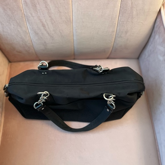 Liz Claiborne Black Shoulder Purse - Picture 4 of 8